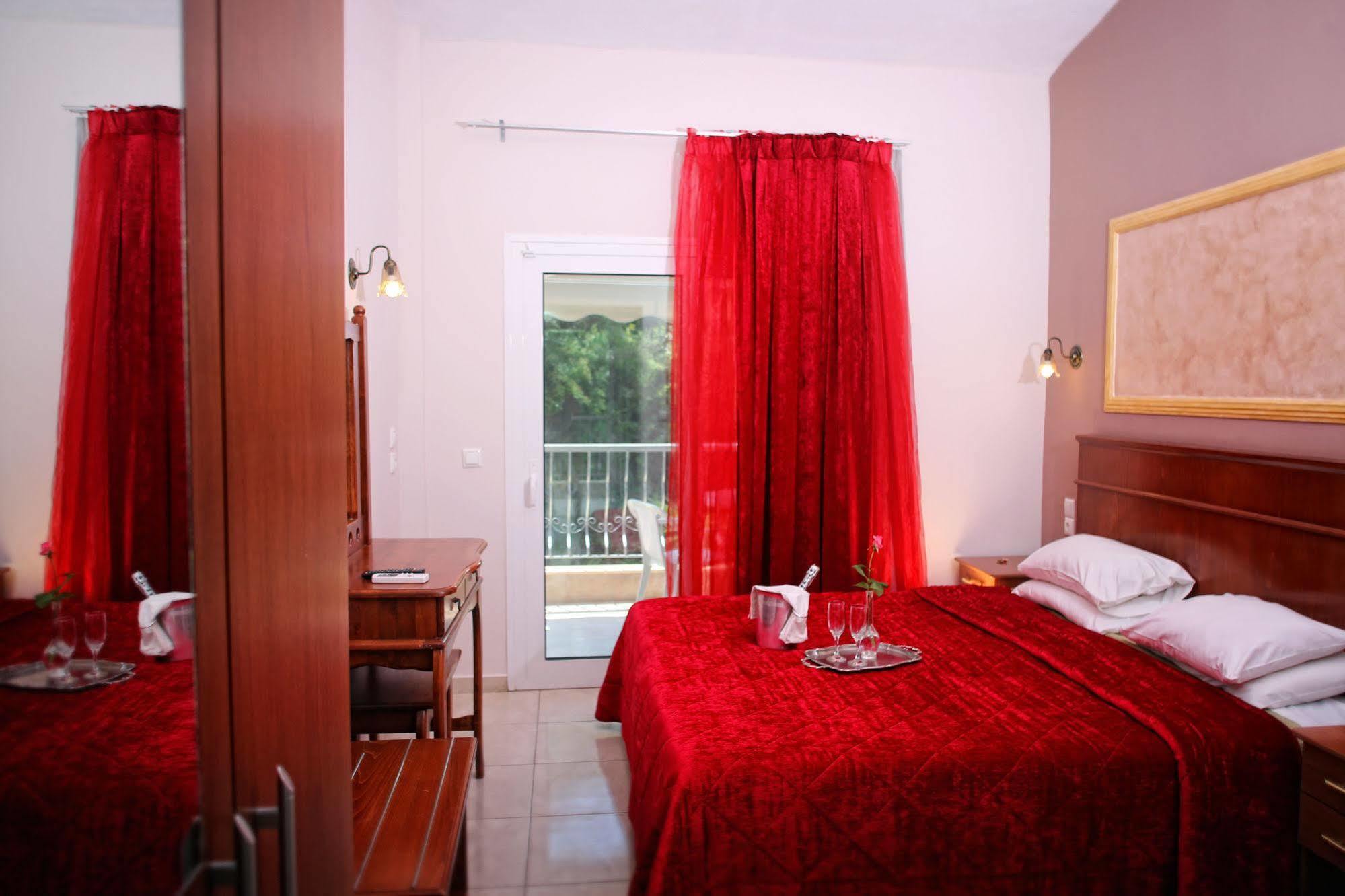 Alexandrina Apartment Mola Kalyva Ngoại thất bức ảnh